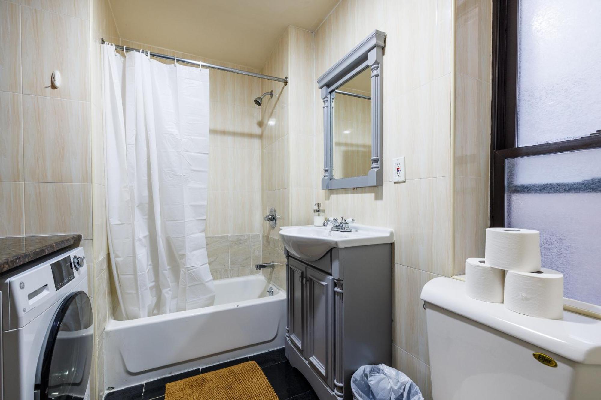 Discover The Comfort Of Columbia University Properties New York Exterior photo